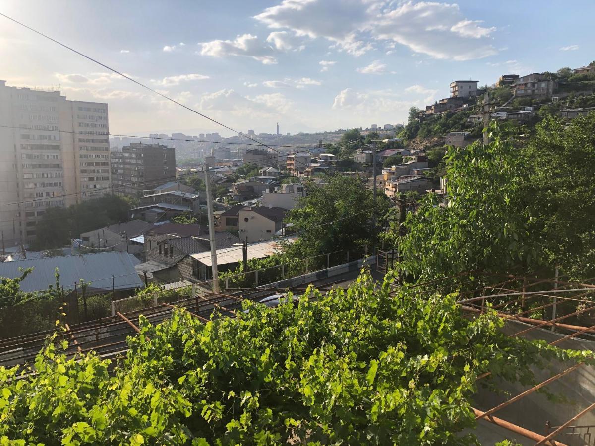 Hillside Guest House Jerevan Buitenkant foto